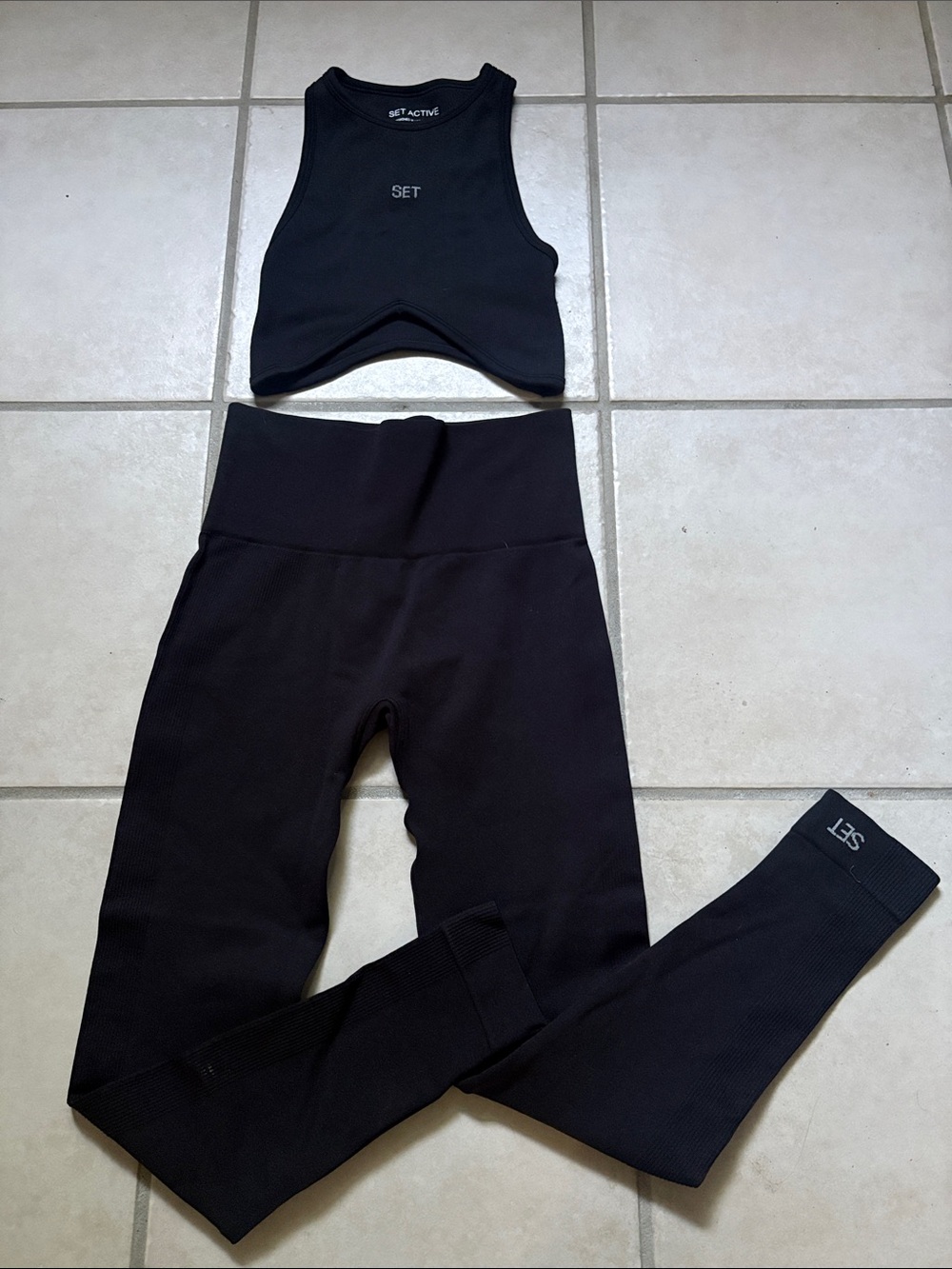 SET Active Black Ribbed Leggings with Cropped Tank